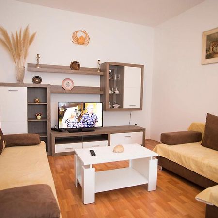 Stanici Beach Apartments Omiš Екстериор снимка