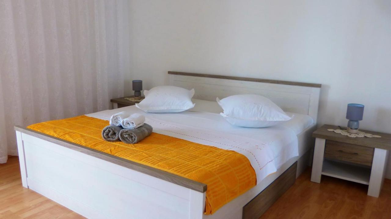 Stanici Beach Apartments Omiš Екстериор снимка