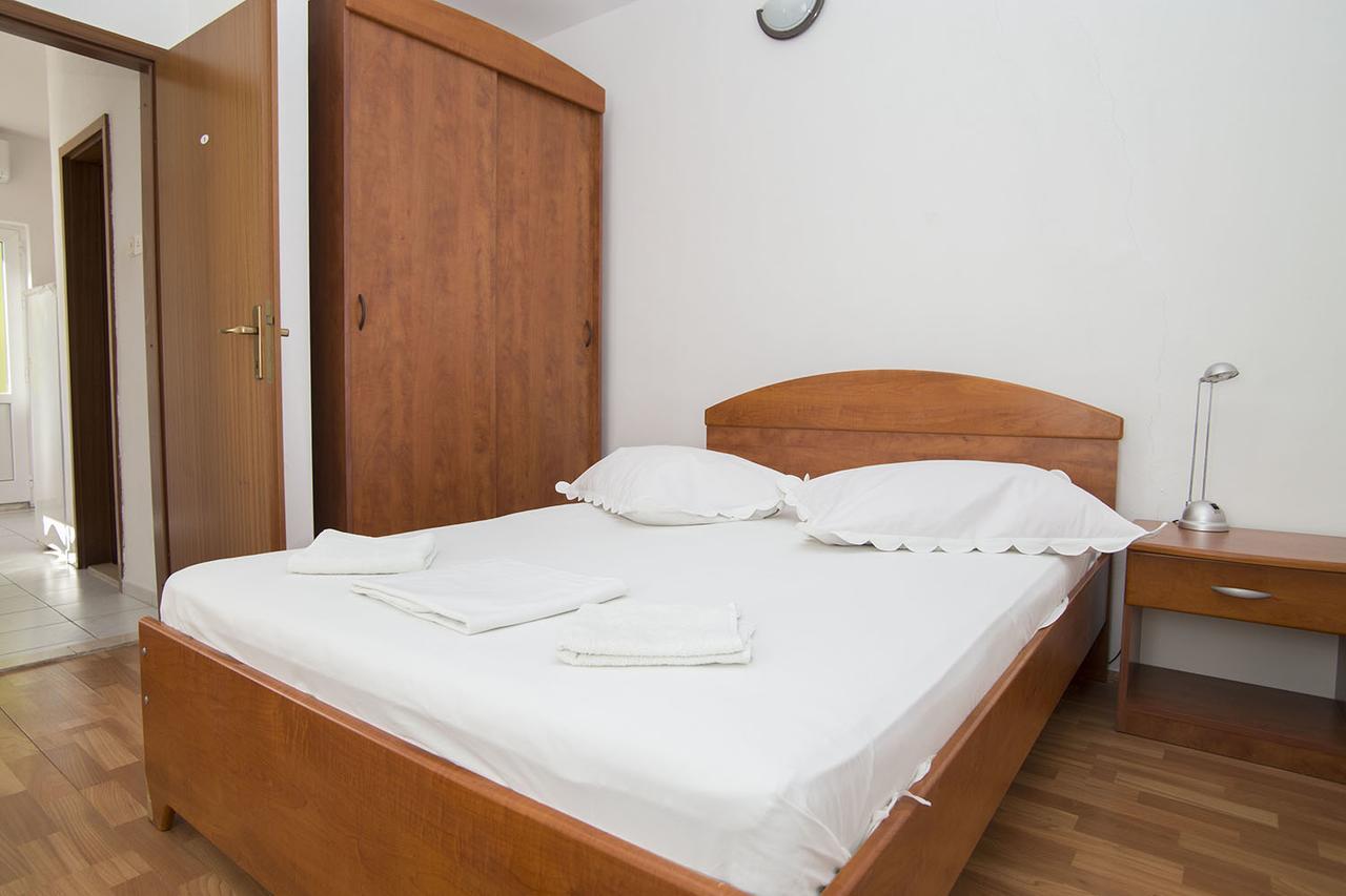 Stanici Beach Apartments Omiš Екстериор снимка