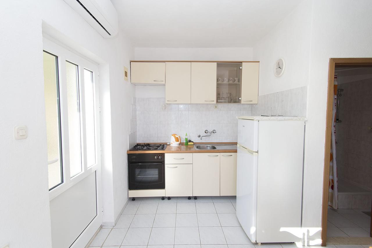 Stanici Beach Apartments Omiš Екстериор снимка